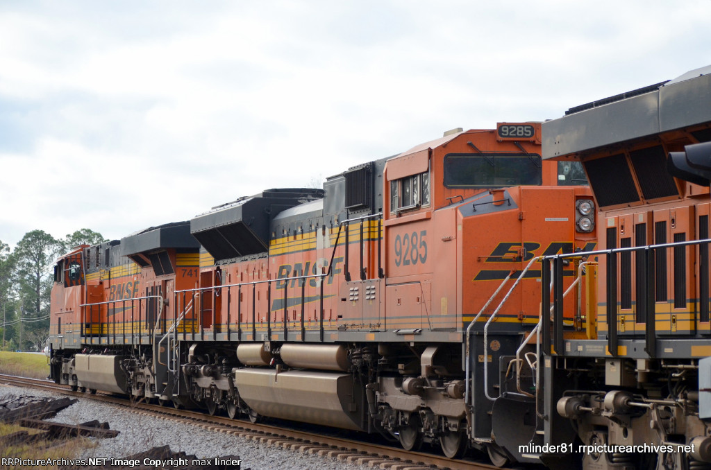 BNSF 9285